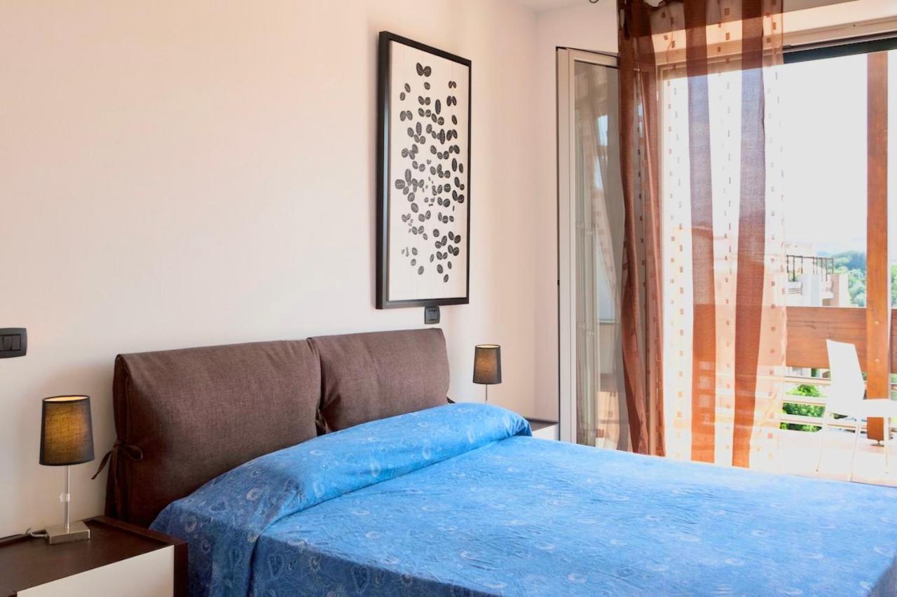 Isa-Apartments 4 Beds In Residence With Swimming-Pool In San Vincenzo, Just 600 Meters From The Sea Exteriör bild